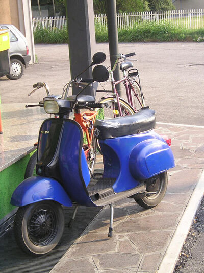vespa-di-victor_20090526_1399297291.jpg