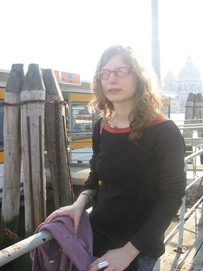 anna-peterfi.jpg