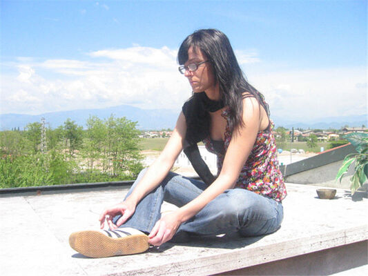 laura-on-balcony.jpg