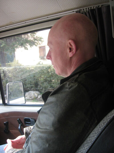sandy-in-car.jpg